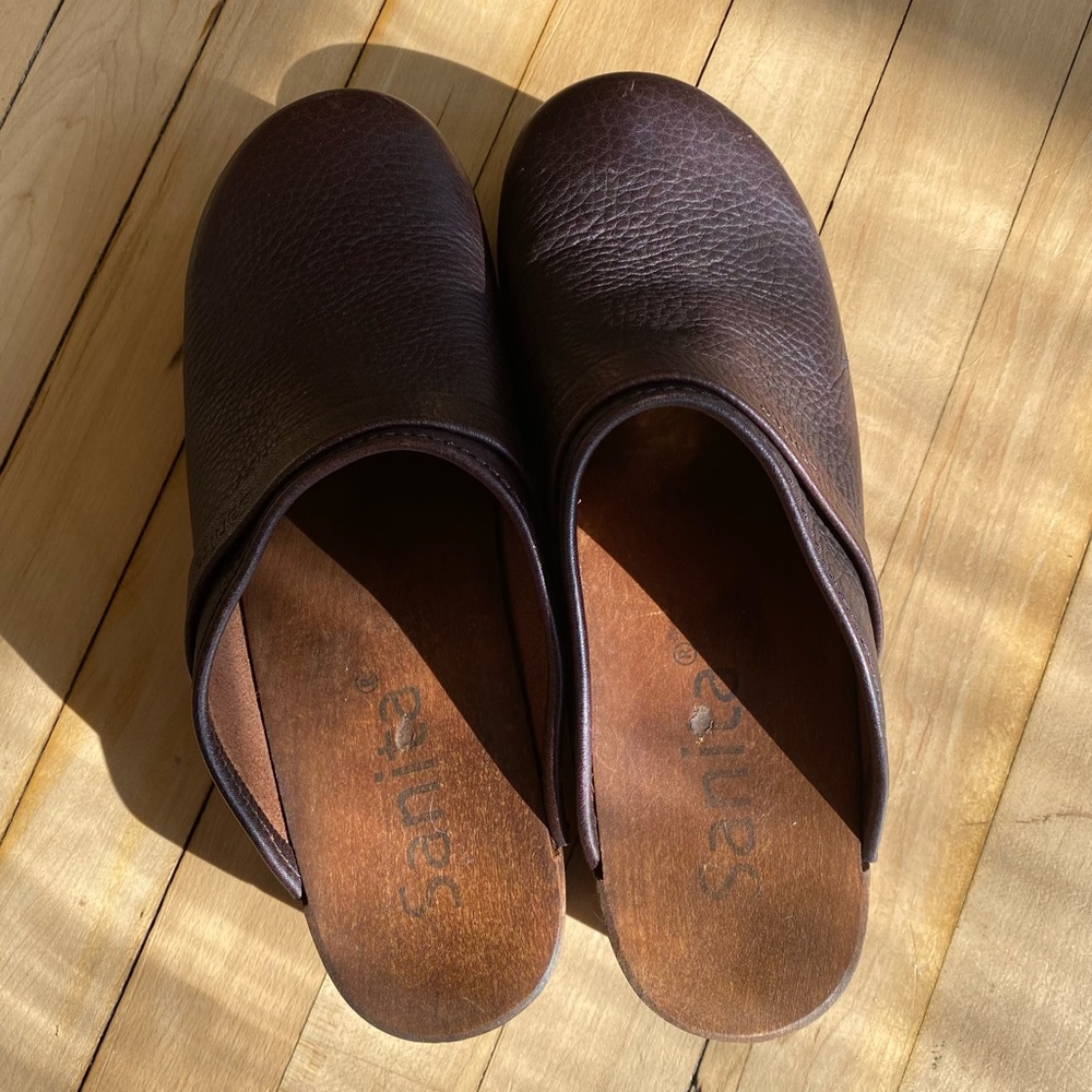Sanita Burgandy Wooden Clogs